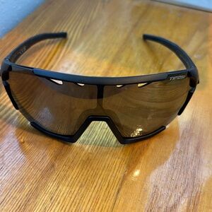 Tifosi sledge sunglasses